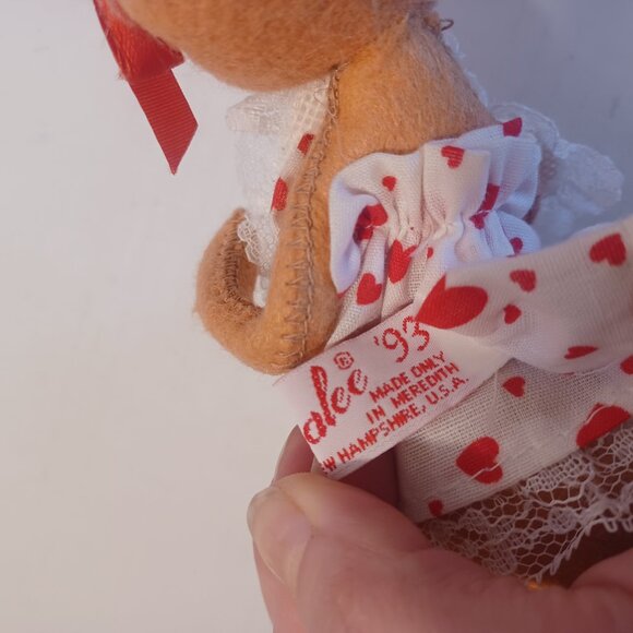 Annalee Doll Vintage 1993 Valentine's Day Felt Mouse Heart Red Dress - Picture 6 of 6